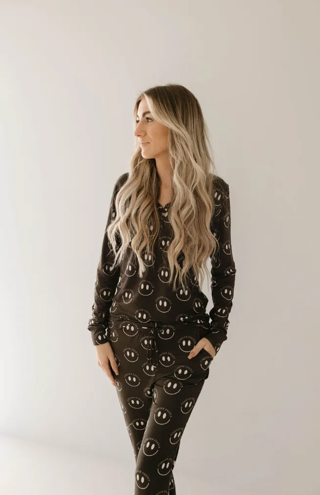 Charcoal & White ff Smile | Women's Bamboo Pajamas
